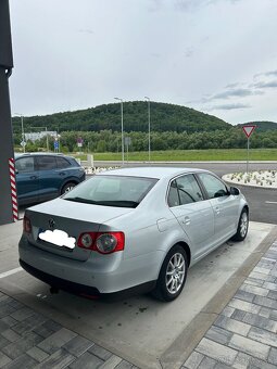 Volkswagen Jetta 1.9 TDI 77kw - 3