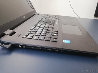 Acer 4jadro,17"display - 3