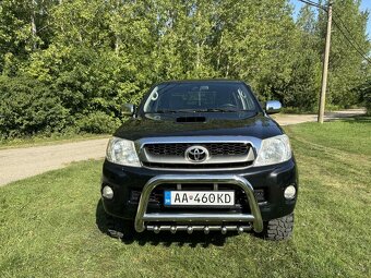 Toyota Hilux 2.5 D-4D 145 City - 3