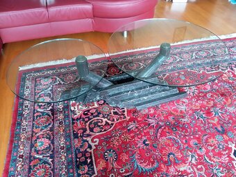 Dizajnový mramorový stolík s tvrdenými sklami - 3