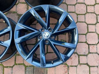 ŠKODA SUPERB III 3 3V0 2015-2022 DISKY 19” - 3