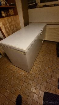 Truhlicová mraznička Whirlpool 500L - 3