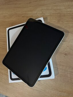 iPad 11 A16 - 3