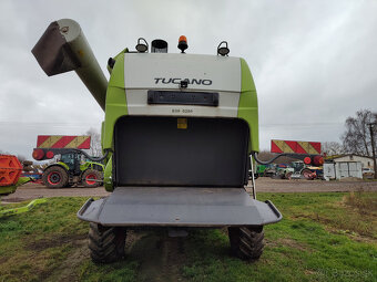 Claas Tucano 450 + V660 - 3
