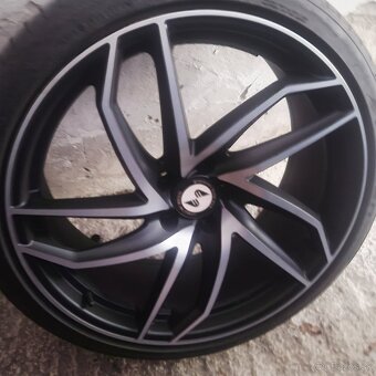 Disky Eta Beta R20 - 3