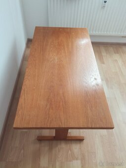 Konferenčný stolik - 3