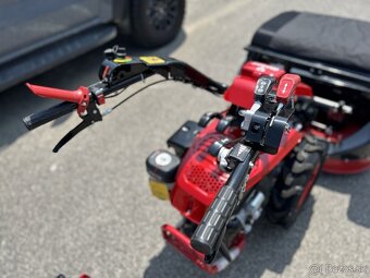 Dvojkolesový jednoosový malotraktor - 3