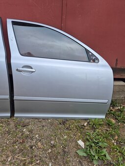 Predám dvere na Škoda Octavia II 2 kód farby 9156 pravé - 3
