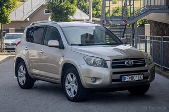 Toyota RAV4 2.2 D-4D 180 X - Aj na splátky - 3