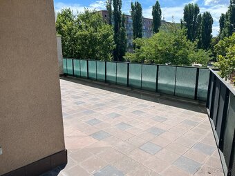 2 izb. Trnavská cesta s veľkou terasou - 3