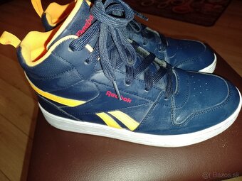1x použité krásné kožené botasky Reebok 39 - 3