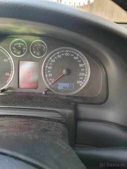 Passat 1.9 TDI 96kW Automat - 3