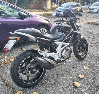 Suzuki SFV650 Gladius - 3
