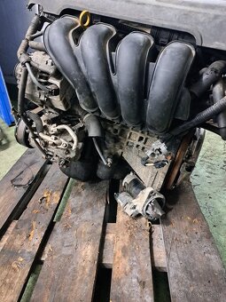 Motor 1ZZ-FE Toyota Corolla Verso 1.8 VVT-i 95kW - 3