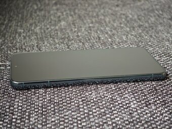 Predám Samsung Galaxy S22+ 256GB s príslušenstvom - 3