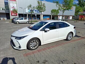 Toyota Corolla sedan 1.5 Dynamic Force 123 k,automat,1.maj - 3