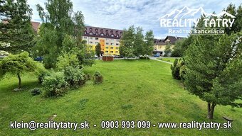 Slnečný 3 izbový byt s loggiou - TATRANSKÁ LOMNICA - 3