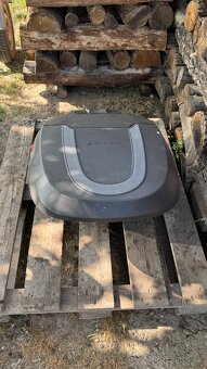 Predám automatickú kosačku GARDENA 1200m2 - 3