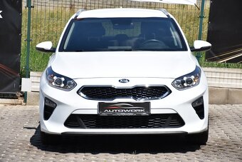 Kia Cee'd SW kombi 1.5 T-GDI BENZÍN AUTOMAT GOLD SR 2021 - 3
