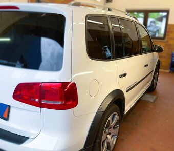Volkswagen Touran Cross 2.0 TDi DSG 2013 - 3