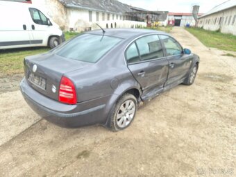 Rozpredam škodu superb 1.9tdi 96kw AWX - 3