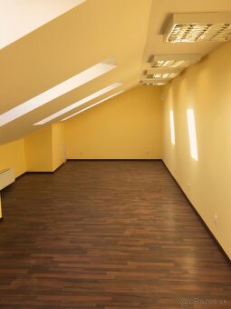 Priestor s umývadlom - 34 m2 - Mäsiarska ul. - 3