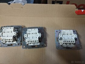 Vypinace Legrand Valena biela - 3