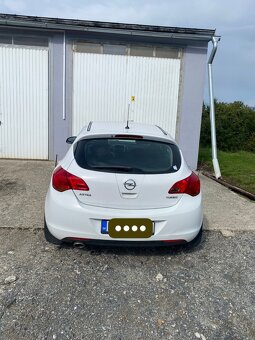 Opel Astra 1,4 Turbo 103 kW - 3