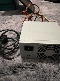 Predám zdroj do pc 200w - 3
