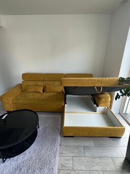 Moderný horčicový gauč - 3