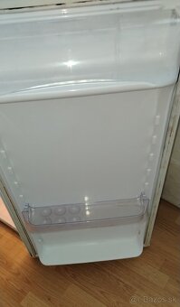 chladnicka s mrazakom - 3