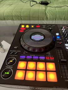 Pionier DJ DDJ-800 - 3