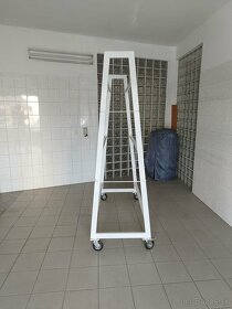 Predám masívny stojan na pneumatiky / kolesá - 3