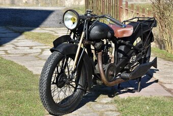Historický motocykl s vrchovým OHV motorem - 3