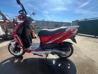 Sym jet r4 50 - 3