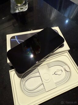 iPhone 16 Pro 256GB Cierny - 3