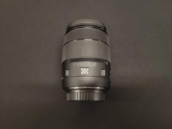 Canon EF-S 18-135mm f/3.5-5.6 IS - 3