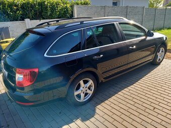 Škoda Superb Combi 2.0 TDI DSG - 3