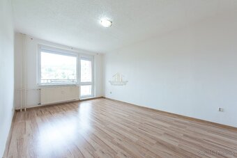 Na predaj 2 izbový byt v meste Kráľovský Chlmec - 3