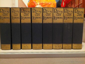 Révai Nagy Lexikona zbierka - 3