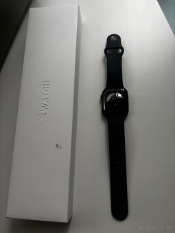 Predám Apple Watch 8 45mm - 3