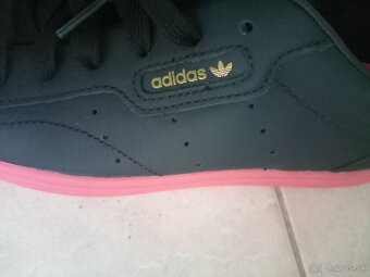 Dámske Adidas tenisky - 3