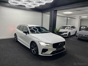 Volvo V60 2022 2.0T 145kw MHEV R-DESIGN 1.majiteľ - 3
