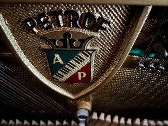 Piano Petrof - 3