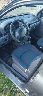 RENAULT THÁLIA 1.4 - 3