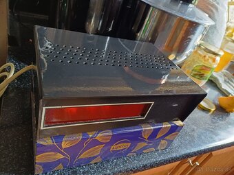 Amatersky vyrobeny elektronkovy budik - 3