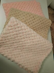 Puffy deky - jednofarebné - krížikový vzor - 3
