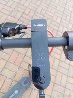Elektrická kolobežka GoGen Voyager 350w neo - 3