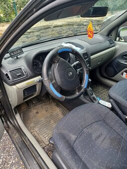 Renault clio II - 3