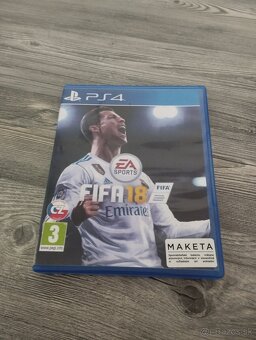 FIFA 18 - 3